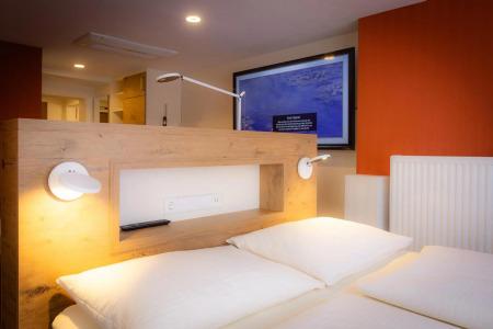 Azenberg Stuttgart, Sure Collection by BW - 32