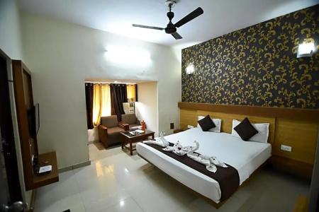 Vaishnavi - 53