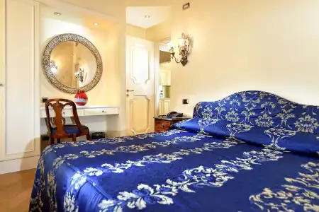 Suites Torre Dell'Orologio - 5