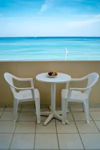 Ostria - 12