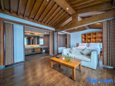Lijiang Tianyu Boutique - 125