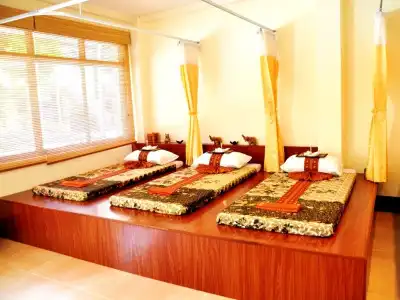 Kata View Guesthouse - 1