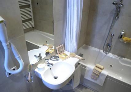 Elite & Spa - 13
