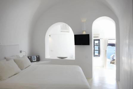 Sun Rocks Boutique | Caldera View Suites & Sunset Dining Experience - 36