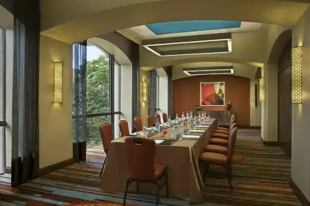 Hilton Palacio Del Rio - 43