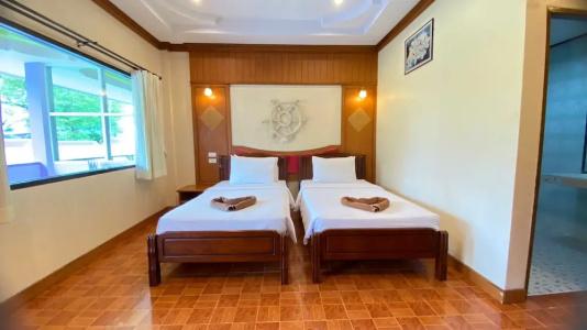 Phi Phi Don Chukit Resort - 19