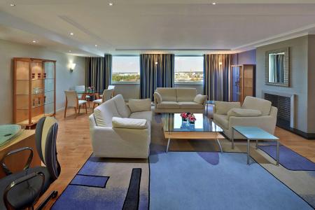 Hilton Dusseldorf - 2