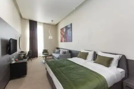 Grand Hedonist - 2
