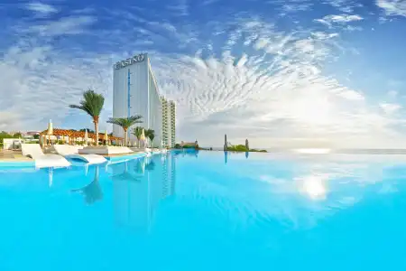 International Casino & Tower Suites - 31