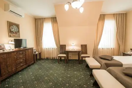 Premier Palazzo - 4