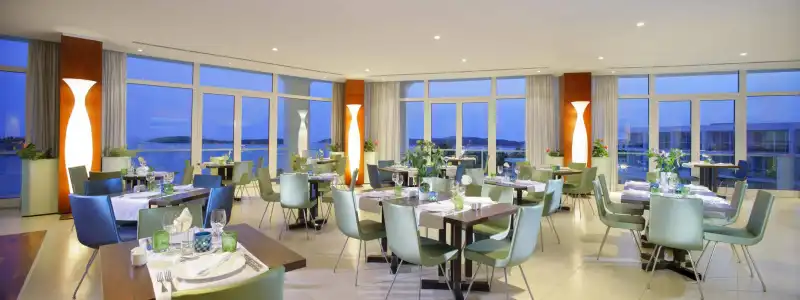 Amfora Hvar Grand Beach Resort - 19