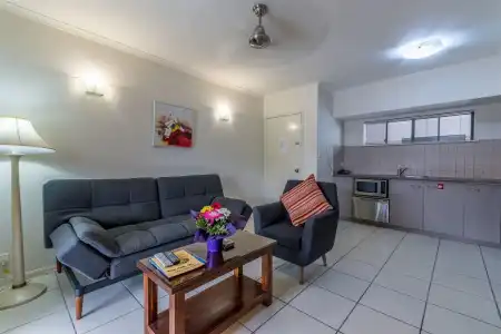 Southern Cross Atrium Apartments - 9