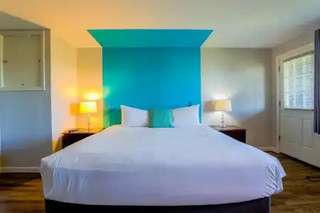 Coast River Inn by OYO Seaside - 109