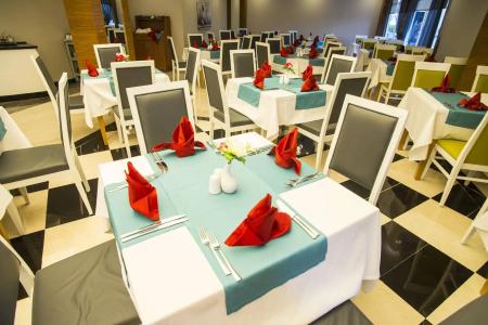 Palm World Side Resort & Spa - 4