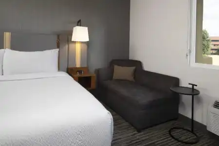 Four Points by Sheraton Los Angeles Westside - 69