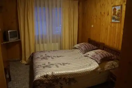 At Starunchakiv family - 12