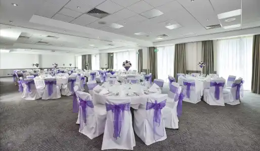 DoubleTree by Hilton Bristol North - 10