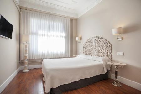 Hi Valencia Boutique - 30