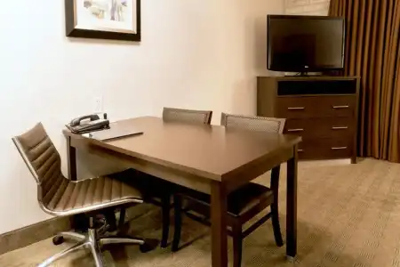 Embassy Suites Corpus Christi - 35