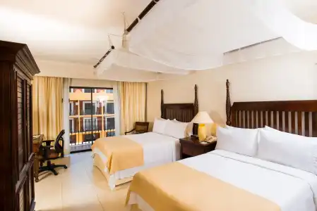 Holiday Inn Merida by IHG - 4