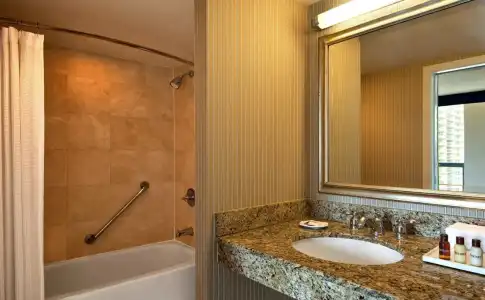 Sheraton Suites Old Town Alexandria - 5