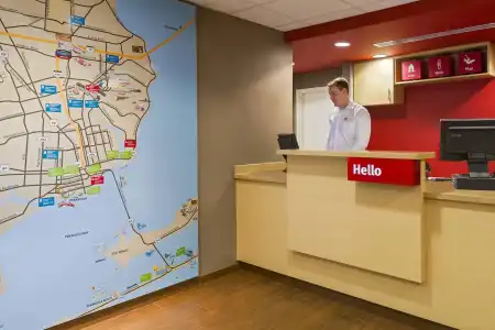 TownePlace Suites by Marriott Pensacola - 8
