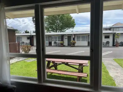 18th Avenue Thermal Motel - 27