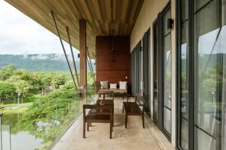 atta Lakeside Resort Suite - 123