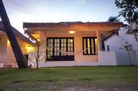 Laemsing Whitehouse Resort - 0