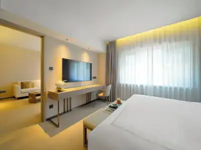 Shanghai Donghu - 46