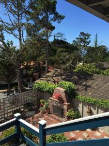 Carmel Wayfarer Inn - 1