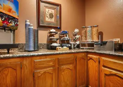 Best Western Airport Plaza – LAX Airport LA Stadium - 26