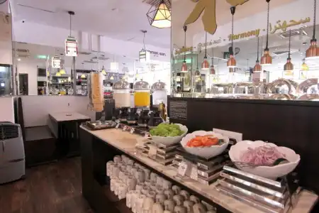 Pacific Express Central Market - 9
