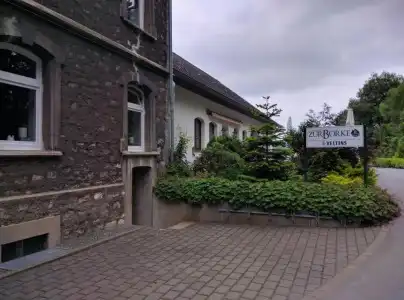 Zur Borke - 0