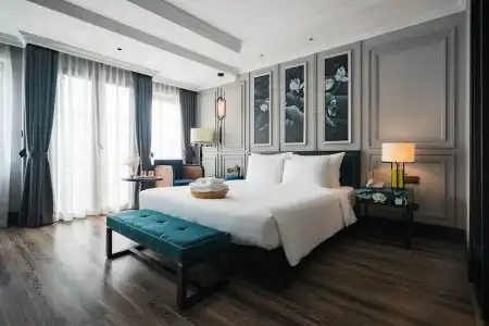 Solaria - 61