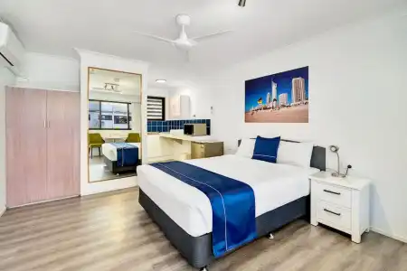 Montego Mermaid Beach Motel - 49