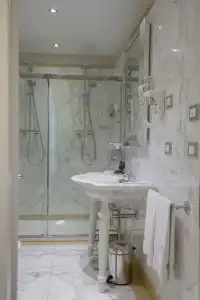 Golden Tower & Spa - 102