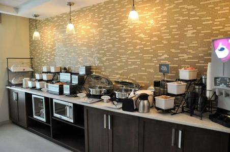 Best Western Plus Montreal - 28