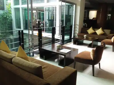 August Suites - 7