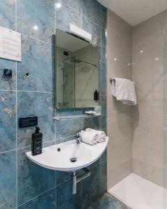 Palazzo Lion Morosini - Check in Presso Locanda Ai Santi Apostoli - 29