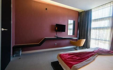 Vernazza Suites - 135