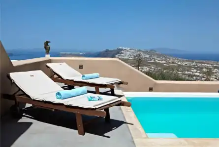 Voreina Gallery Suites - 84