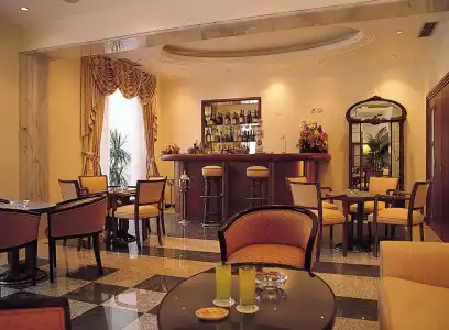 Metropole - 15