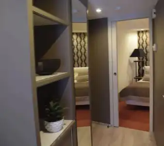 Le Trophée Boutique Hôtel Spa - La Loggia Appart'hôtel - 94