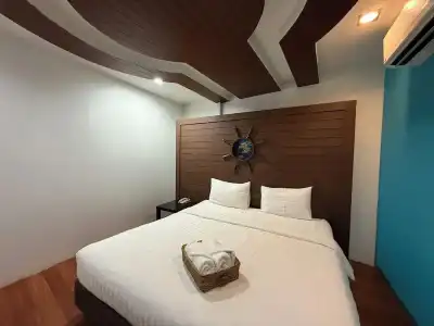 Bed by Cruise at Samakkhi-Tivanont - 73