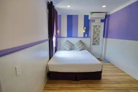 Q Song Chi - 33