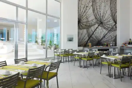 Krystal Urban Cancun & Beach Club - 23