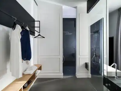 Habitat Boutique - 85