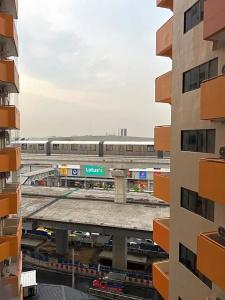 Mall Suites - 330