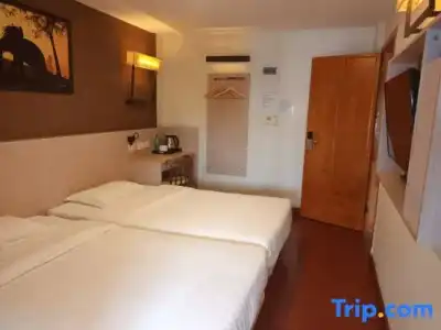 Chiang Roi 7 Days Inn - 47